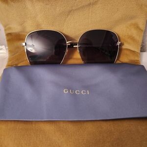 Gucci Black Sunglasses